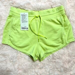 Lululemon Inner Glow HR Short 3” Neon Wash highlighter Yellow size 10